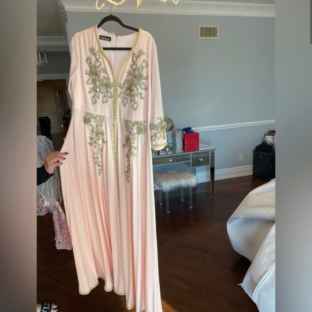 2 kaftans